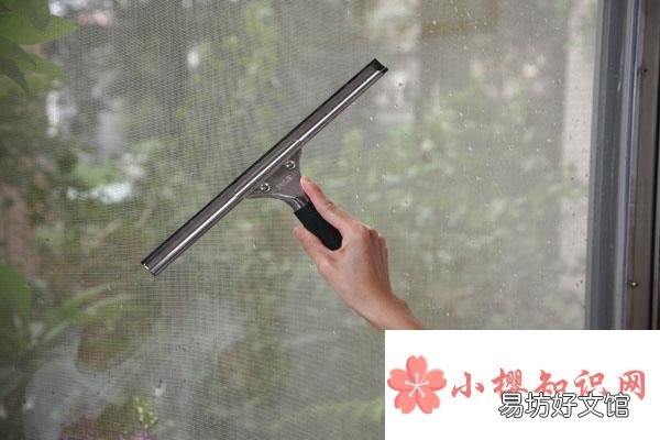 如何快速擦玻璃,擦玻璃妙招/小窍门