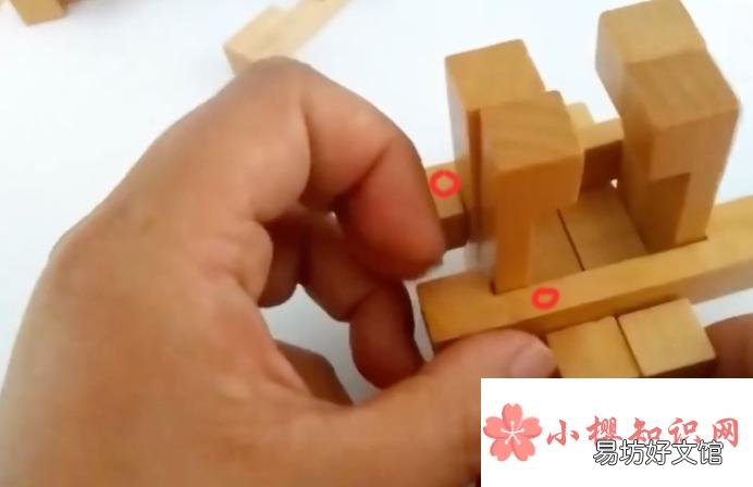 孔明鎖12根拆拼方法