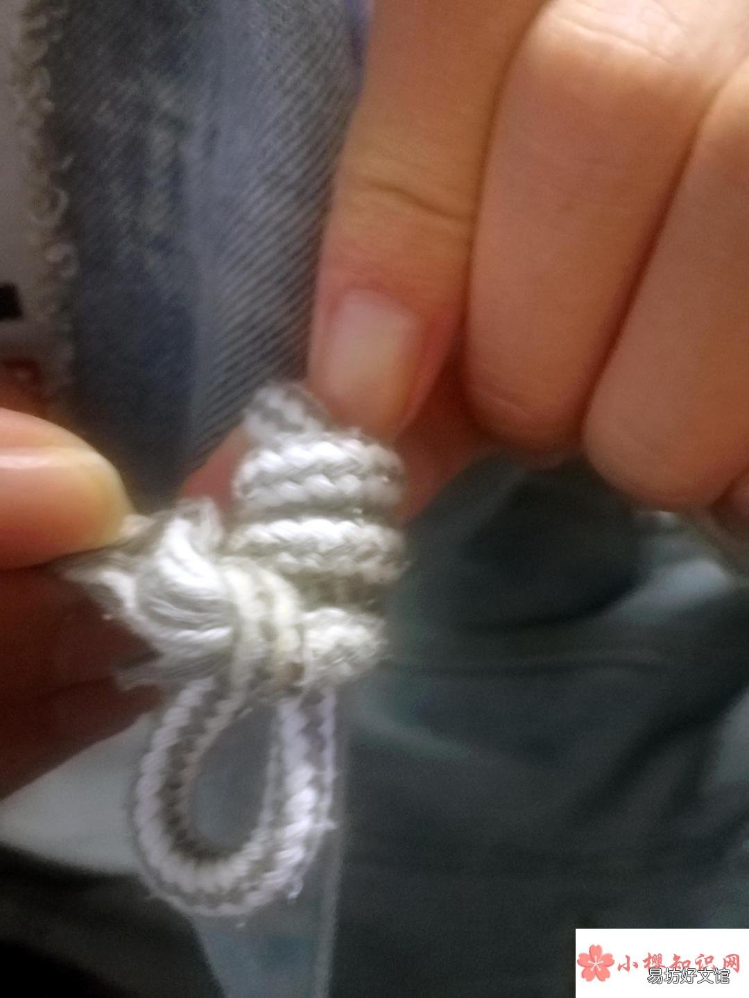 衣服抽绳个性绳结绑法