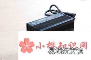 电动车充电时充电器显示异常