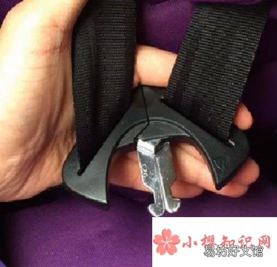isofix接口汽车儿童安全座椅的正确安装方法