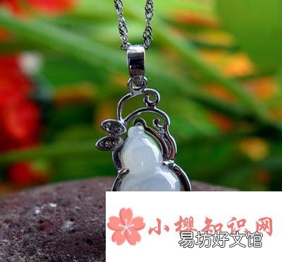 翡翠葫芦的寓意是什么？