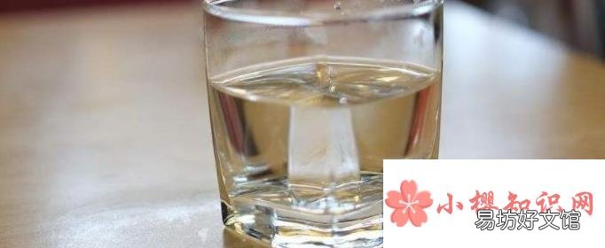 短时间喝太多白开水会中毒吗?
