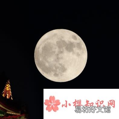 月亮的圆缺变化是由什么引起的？