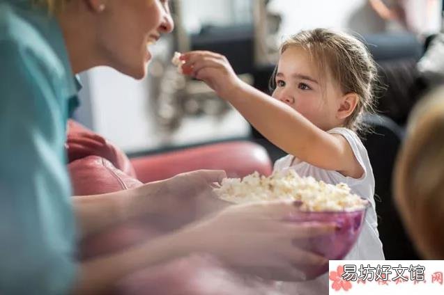孩子挑食很严重怎么纠正2018 孩子只吃零食不吃饭怎么办