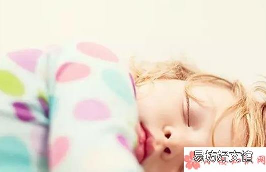 宝宝去幼儿园妈妈心情感概句子 孩子上幼儿园妈妈感慨