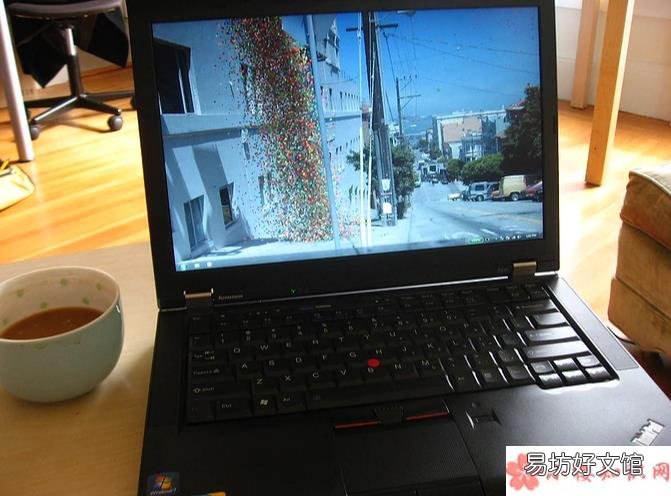 怎么使用电脑对眼睛伤害小 电脑屏幕调成绿色能护眼吗