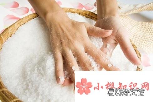 衣服上的汗渍怎么洗掉