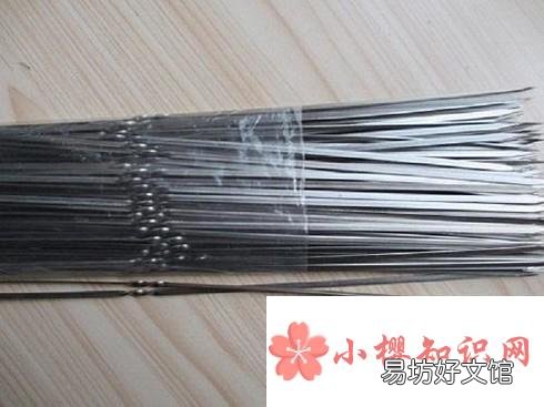 怎样自己串羊肉串?
