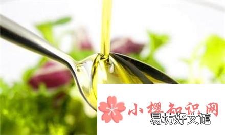 手上扎进小刺很疼却挑不出来怎么办?
