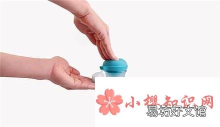 如何简单自制洗手液,护肤又杀菌