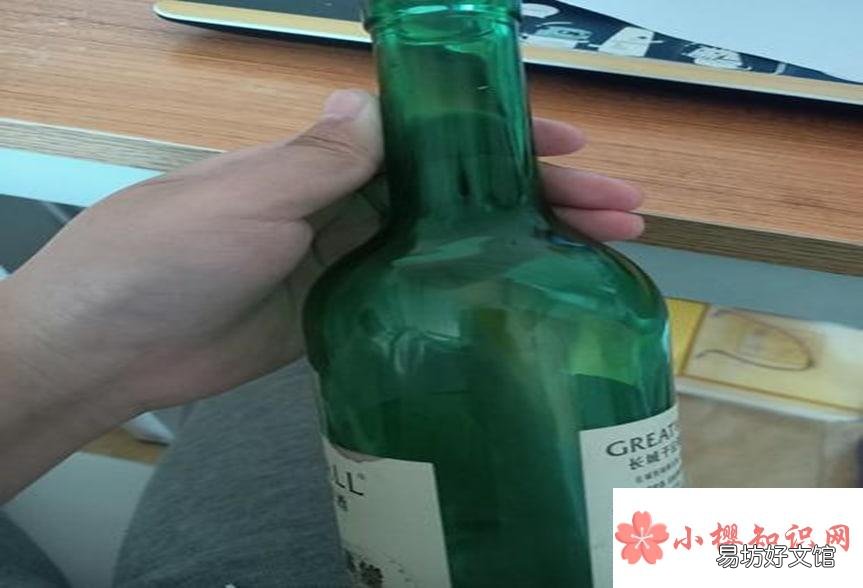 空的红酒瓶怎么巧妙利用起来