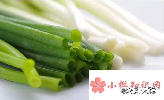 为什么切葱时旁边放一碗水就不会辣眼睛