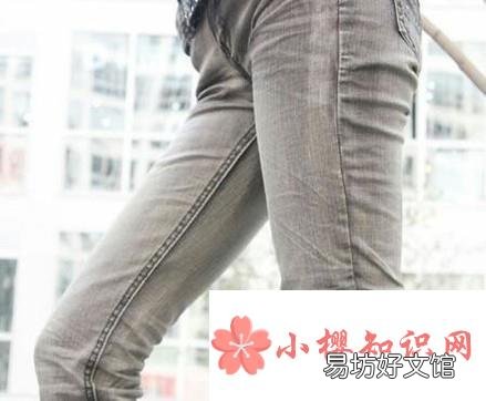 牛仔裤上的血渍怎么洗掉