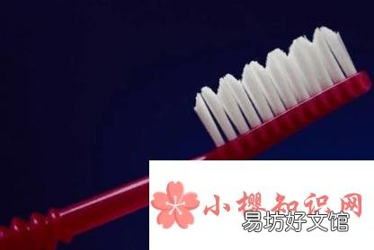 前挡玻璃内侧怎么擦才干净