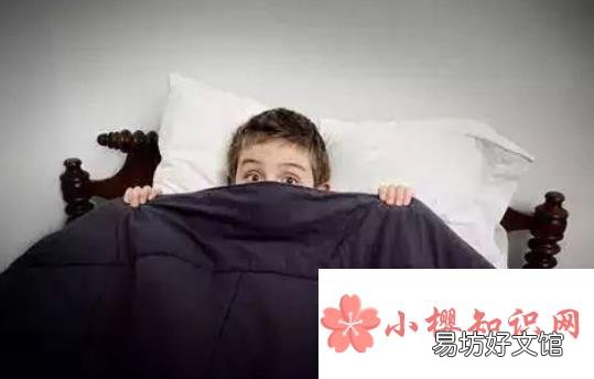 人为什么怕黑?