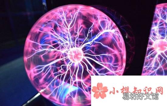 静电电压最高可达多少伏?