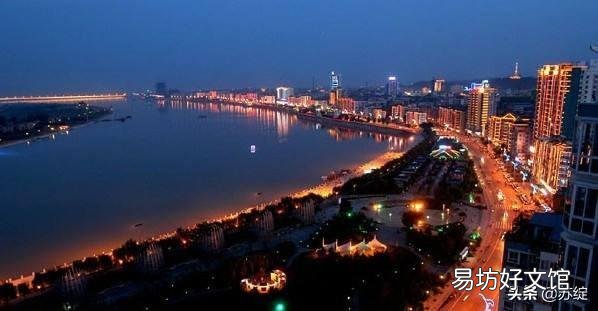 四川盆地中心没有大城市吗？为什么？