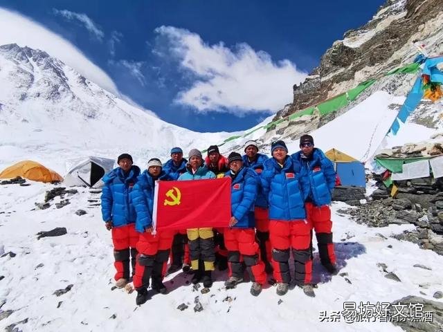 珠穆拉玛峰为什么不建条缆车,可以从底一步步往上建,不行吗,还是什么条件不允许?