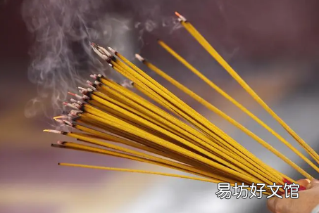 2022年大年初一几点上香好