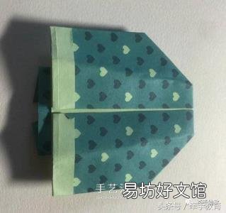 西装的叠法视频教程 西装怎么叠