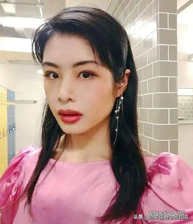 假如许可馨出1万块钱让帮她说一些对她有利的评论,你愿意吗?