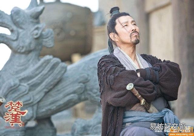 年薪三十万的白领和年薪三十万的商人,你更看好谁?