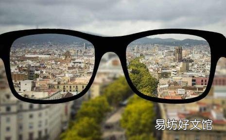 近世进士尽是近视 今世进士尽是近视