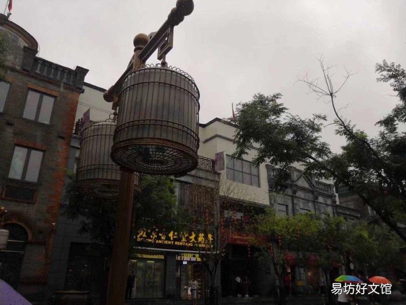 路灯灯杆安装要求 路灯像什么