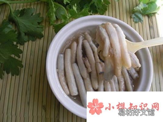 土笋冻里面的虫子是啥?