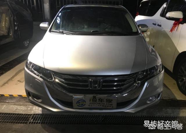六口人的家庭换什么车好?