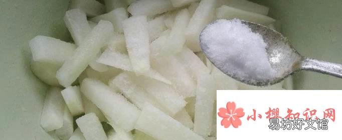 怎么腌白萝卜咸菜又脆又好吃?