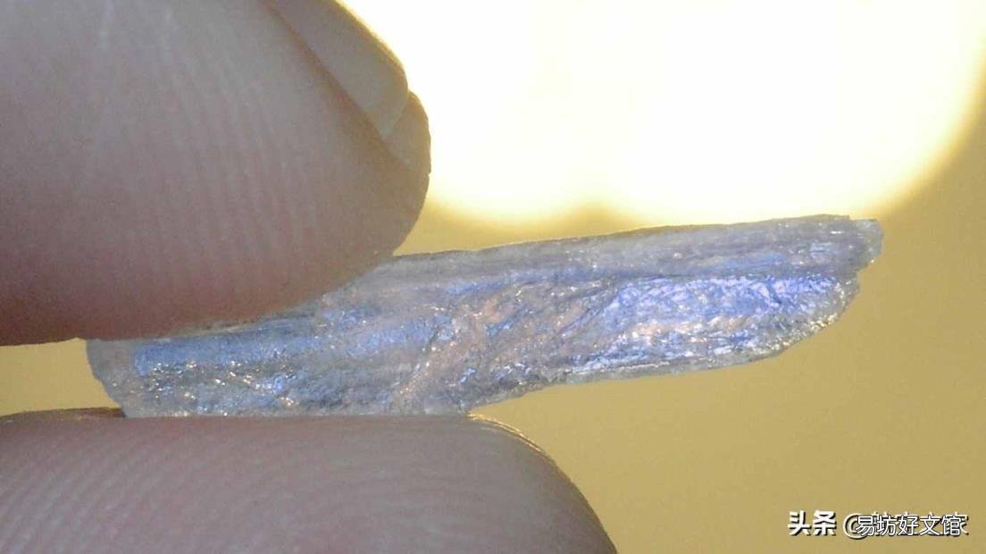飞机安全门拉一下赔多少钱 飞机安全门