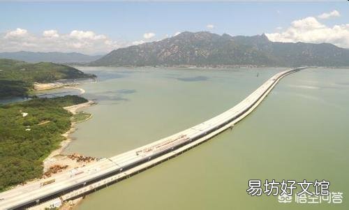 哪个城市有山有海,适合定居,也有一定发展潜力?