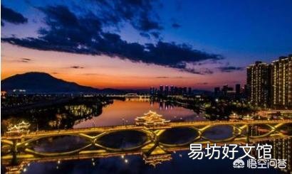 哪个城市有山有海,适合定居,也有一定发展潜力?