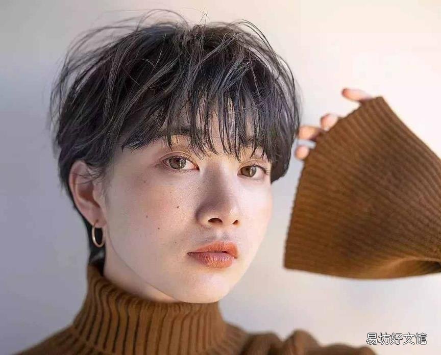 适合发量少细软的短发 头发少的人适合什么发型