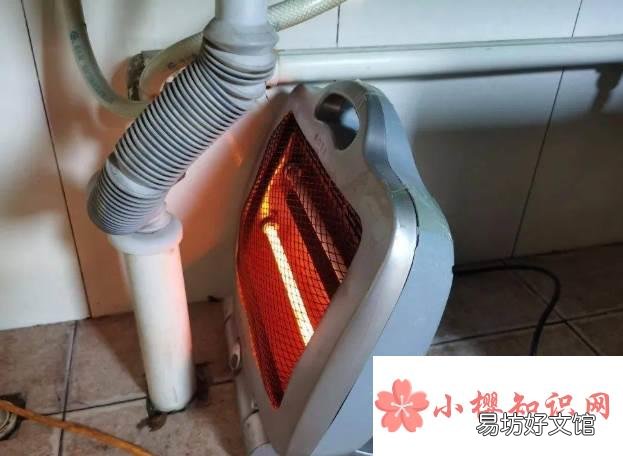 自来水管冻住了最快化冻技巧有哪些？