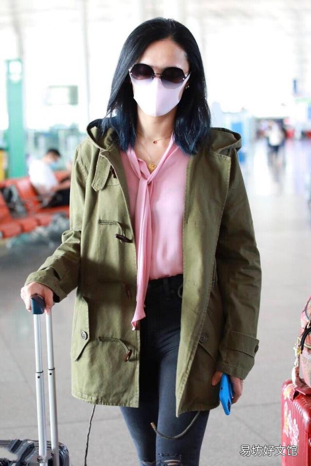 姚晨比穿搭博主还会穿 军绿色外套怎么搭配