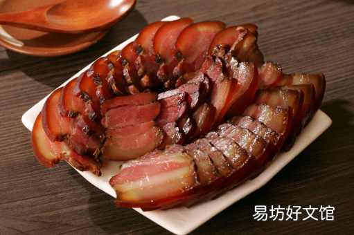 腊肉切开有绿色反光能吃吗