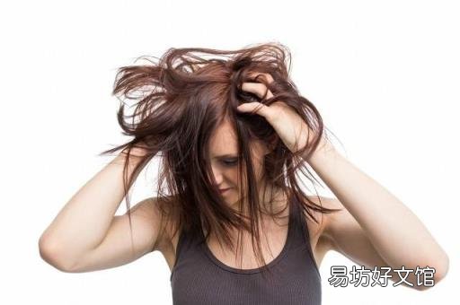 你还在为脱发而苦恼? 洗头掉发