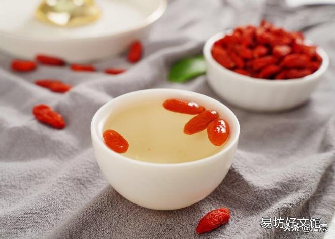 枸杞可以直接开水泡吗 枸杞怎么泡