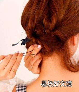 2款适合发量少的精巧盘发教程 流行美盘发教程
