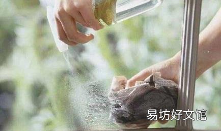 怎樣擦玻璃更干凈 擦玻璃小竅門