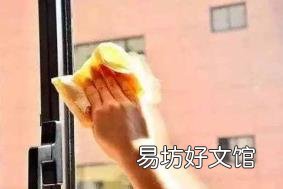 怎樣擦玻璃更干凈 擦玻璃小竅門