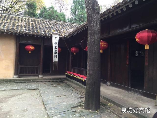 《水浒》中武松打虎情势所迫，还是想着为民除害？
