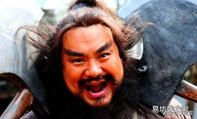 同样作为宋江的小弟，没头脑的李逵为何从来不敢在武松面前放肆？