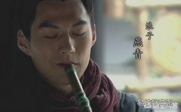 同样作为宋江的小弟，没头脑的李逵为何从来不敢在武松面前放肆？