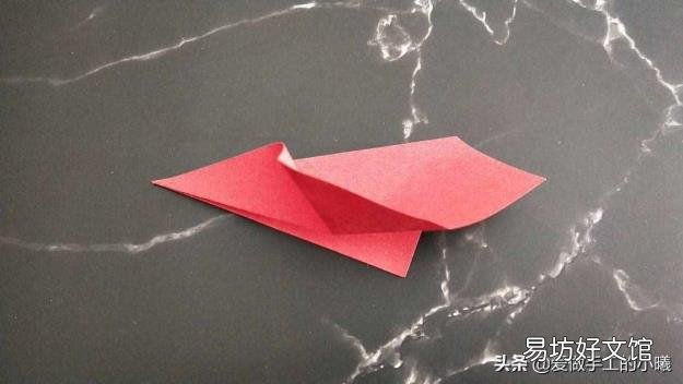 怎么折玫瑰花教程 纸玫瑰的折法图解