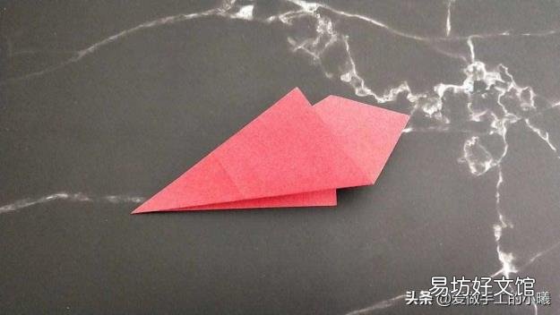 怎么折玫瑰花教程 纸玫瑰的折法图解