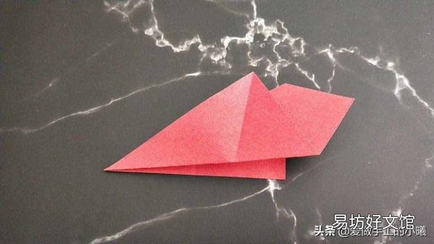 怎么折玫瑰花教程 纸玫瑰的折法图解